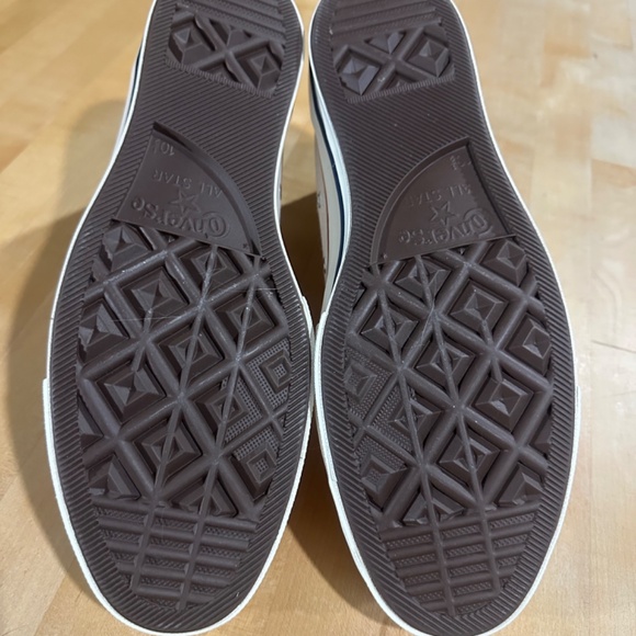 Brand New Converse Chuck 70 high tops - Picture 4 of 5